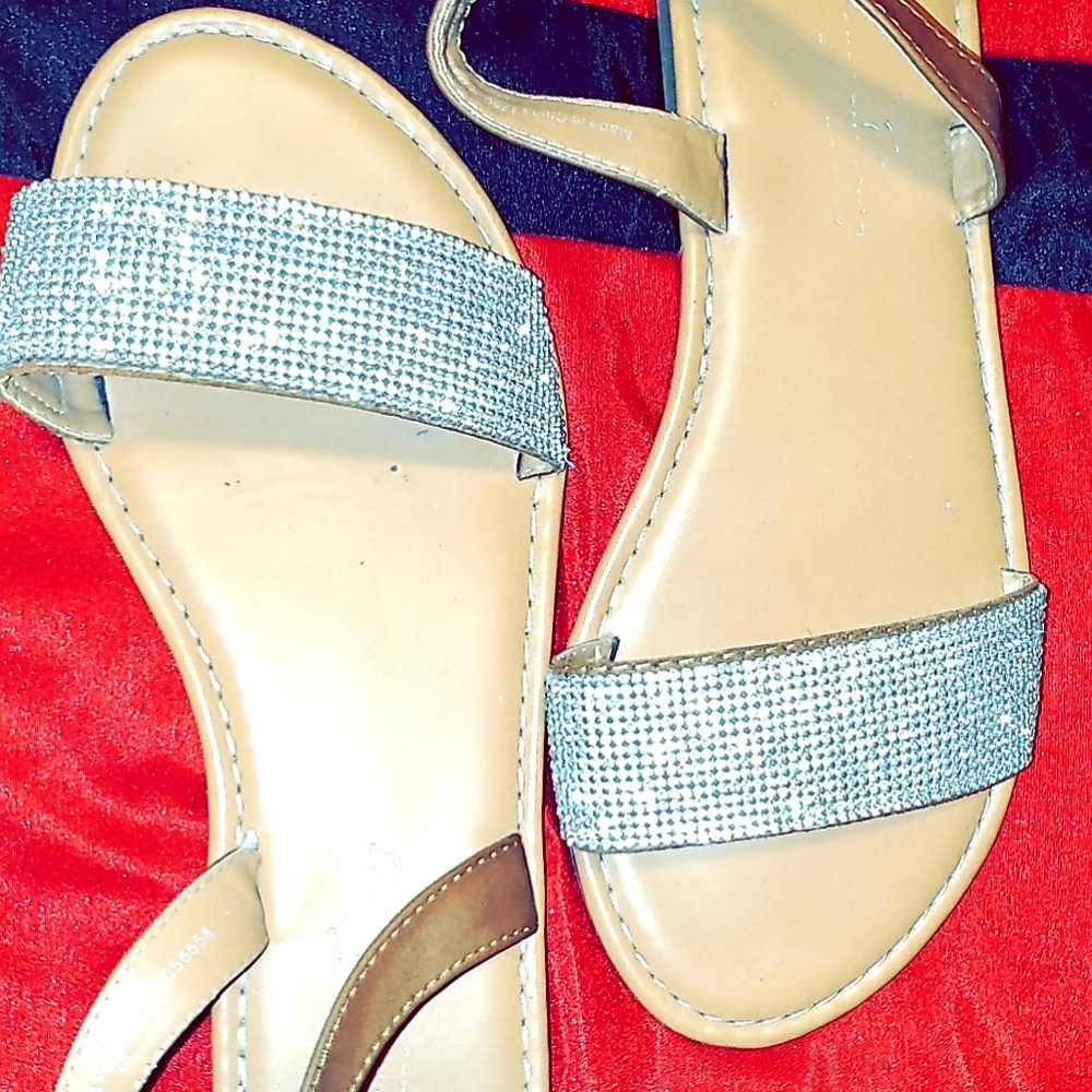 Sandals - Picture 2 of 3